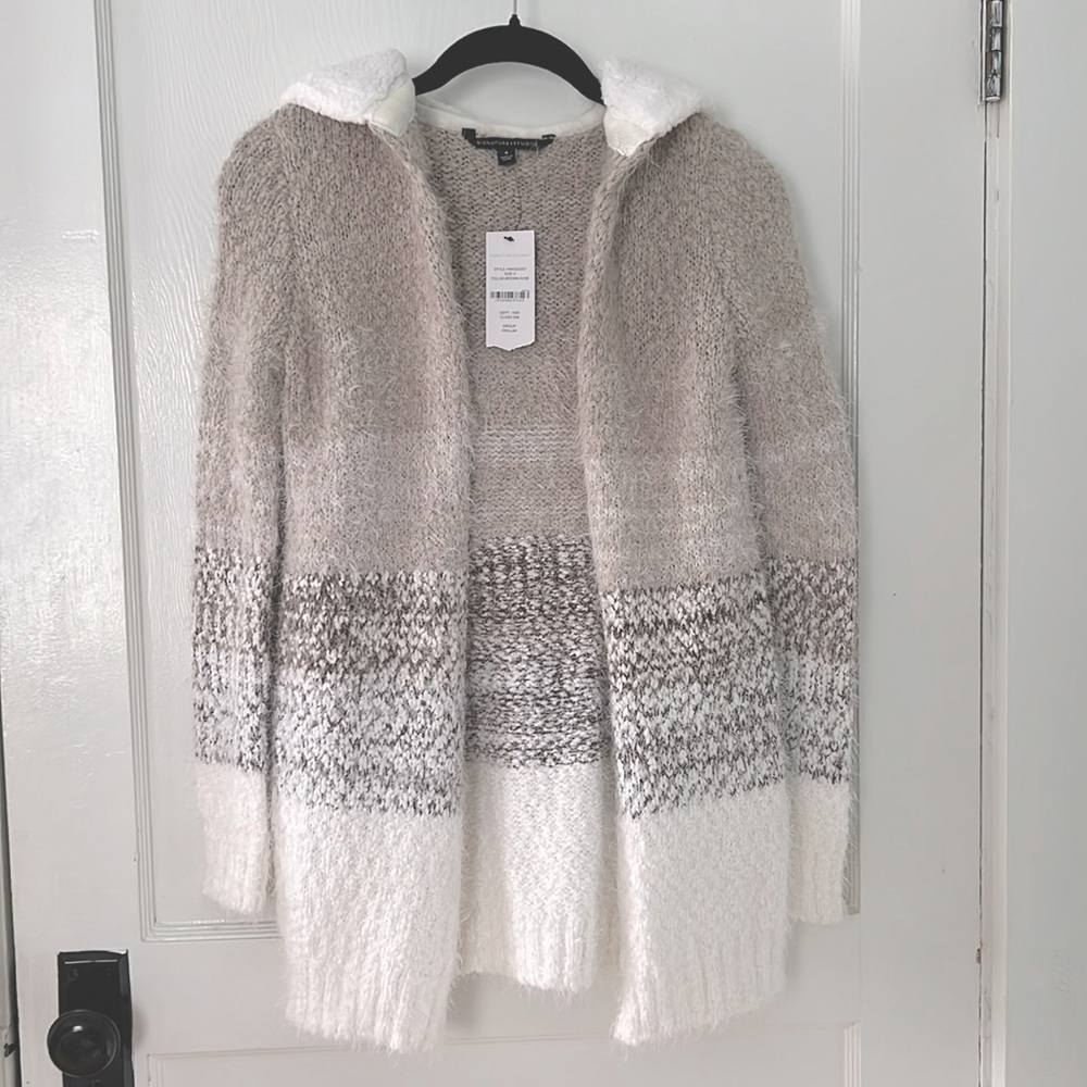 Signature Studio | NWT | Ombre | Hooded Cardigan | Open Front